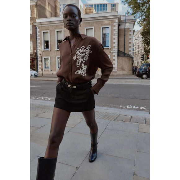 ZARA Textured Floral Button-Down Shirt Brown Rare Embroidered Detail Size M - Picture 2 of 4